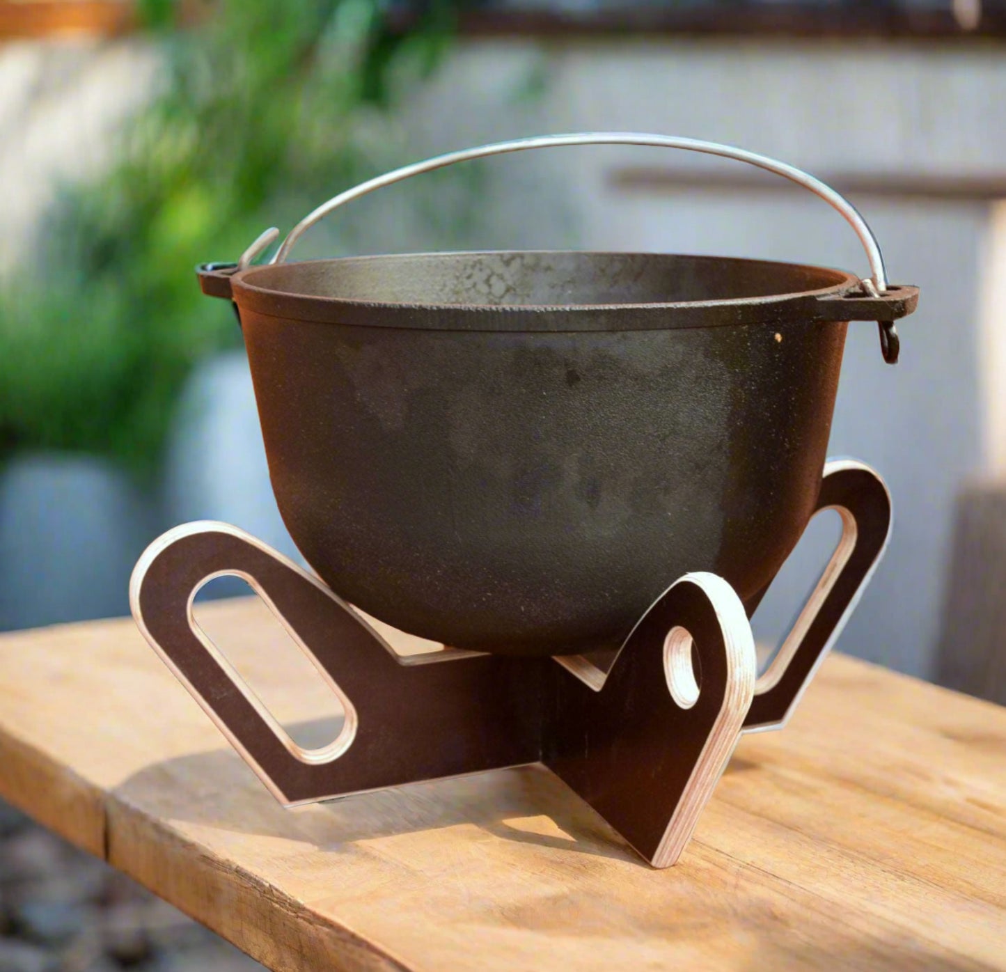 Universalus 5-16 litrų puodo, kazano stovas, padėklas, laikiklis.