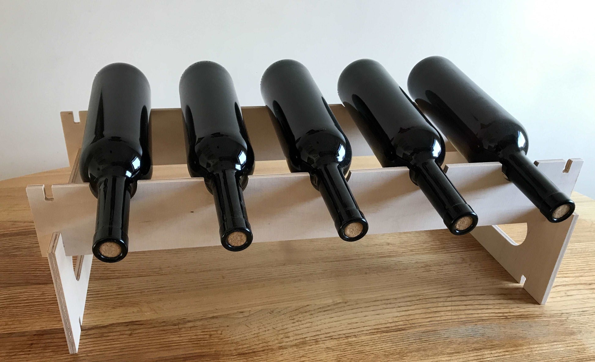 Modulinė, greito surinkimo vyno lentyna 19 cm. x 30 cm x 60 cm. (12 ir daugiau butelių).