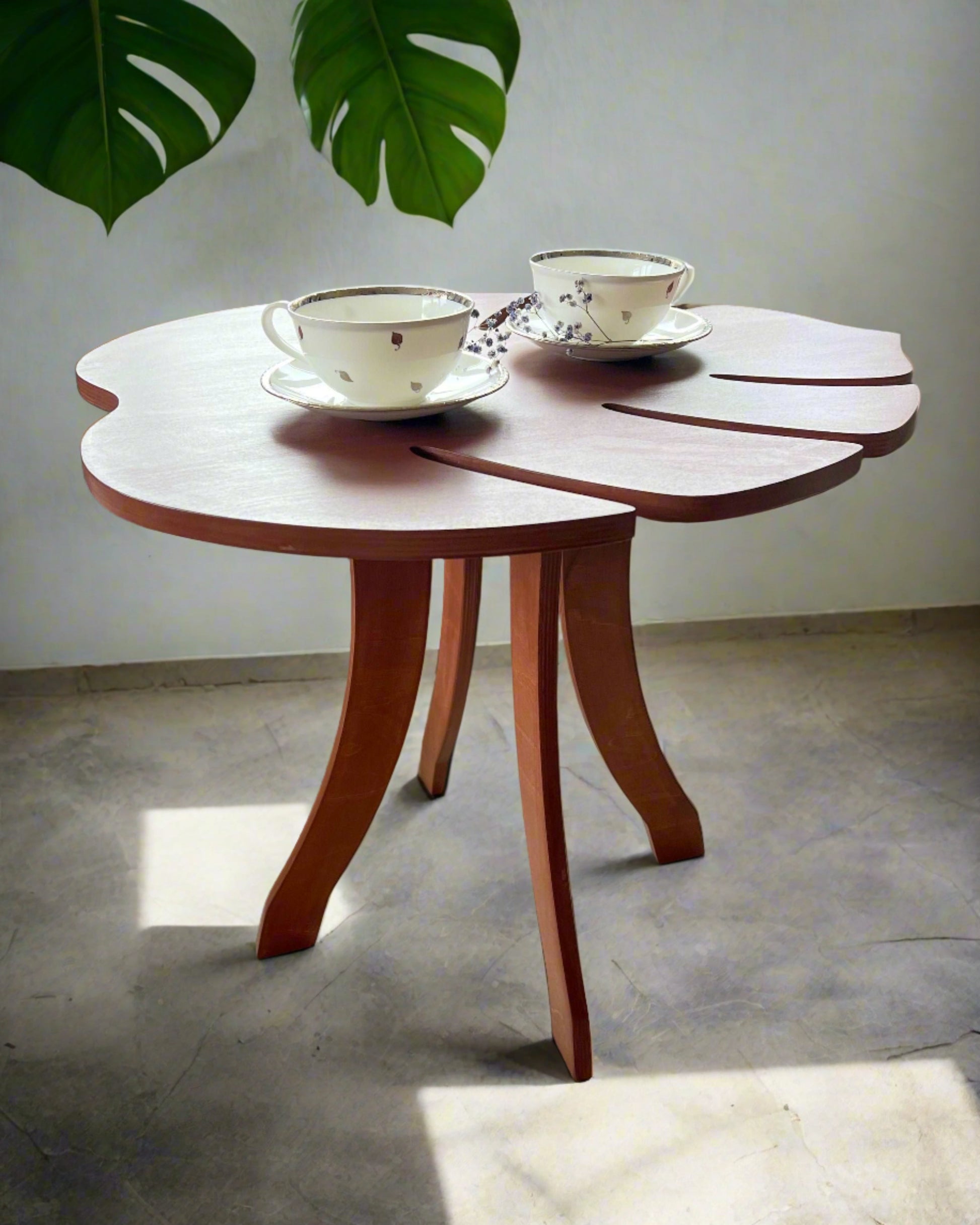 Kavos staliukas - Monstera